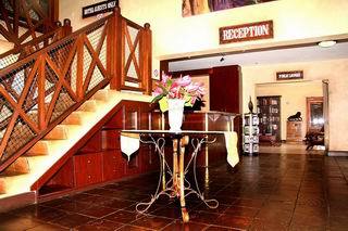 Premier Hotel Edwardian Порт Едуард Екстериор снимка